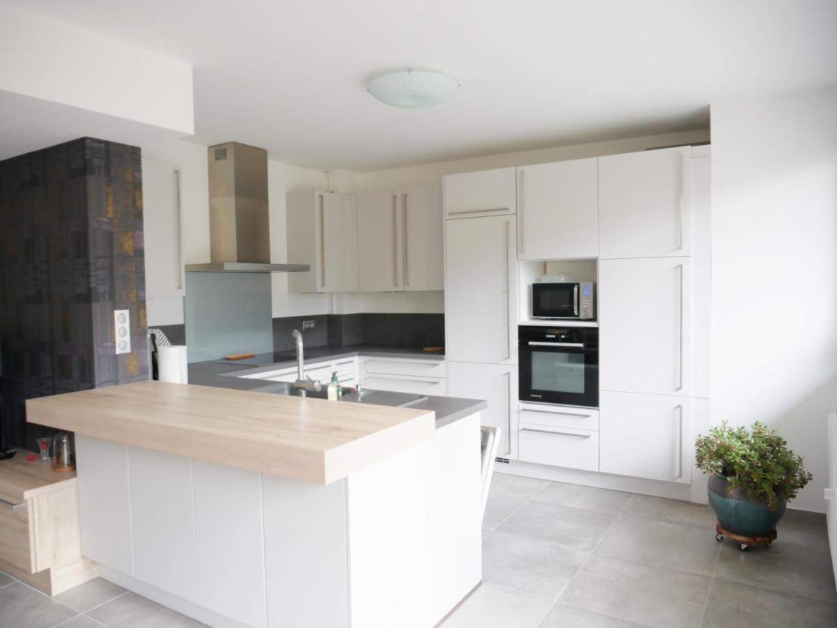 Superbe Appartement En Centre Ville Avec Terrasse โทนง-เลส์-แบงส์ ภายนอก รูปภาพ