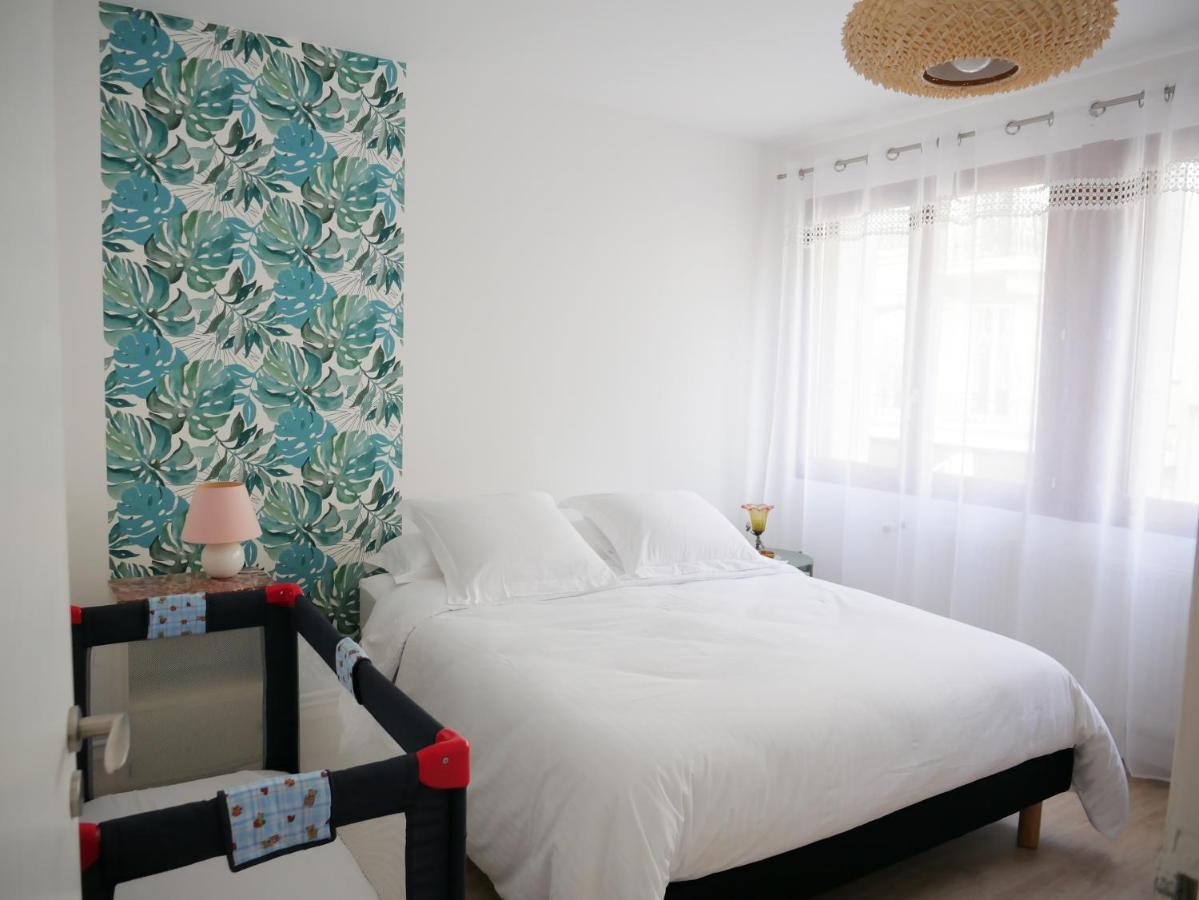 Superbe Appartement En Centre Ville Avec Terrasse โทนง-เลส์-แบงส์ ภายนอก รูปภาพ